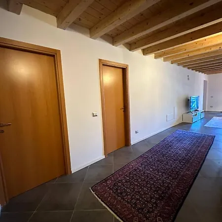 Aryan House * ليكو