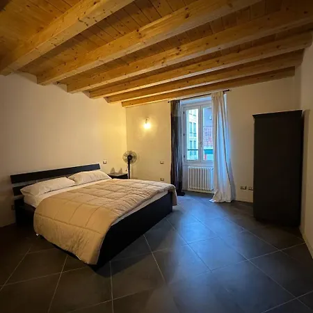 Aryan House * Lecco