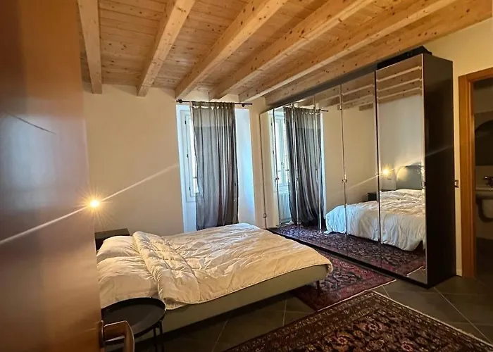 Aryan House Apartman Lecco
