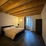 Aryan House Διαμέρισμα
