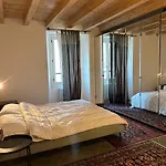 Aryan House Διαμέρισμα