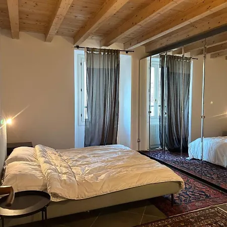 Aryan House Apartment *